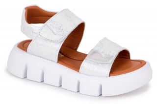 WORLD KIDS Sandalai. 