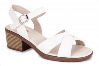 MONNA LISA Moteriškos basutės. 