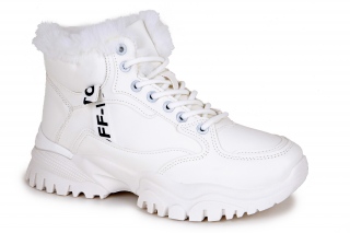 NEWS Moteriški sportbačiai. 